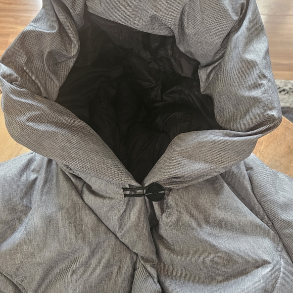 Women's Gray Ski Jacket - Picture 9 of 12